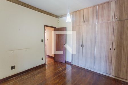 Suíte de casa à venda com 5 quartos, 360m² em Santa Ines, Belo Horizonte