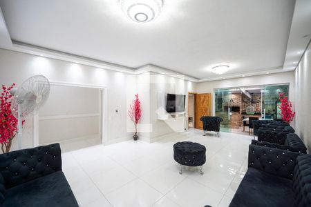 Sala de casa para alugar com 4 quartos, 350m² em Planalto Paulista, São Paulo