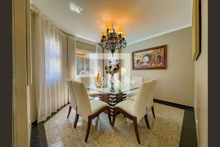 Casa à venda com 4 quartos, 350m² em Alphaville, Santana de Parnaíba