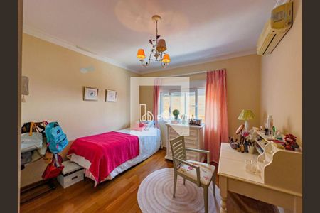 Casa à venda com 4 quartos, 375m² em Residencial Tres (Alphaville), Santana de Parnaíba