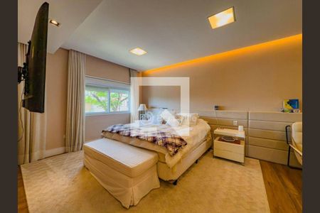 Casa à venda com 4 quartos, 600m² em Alphaville Residencial Um, Barueri