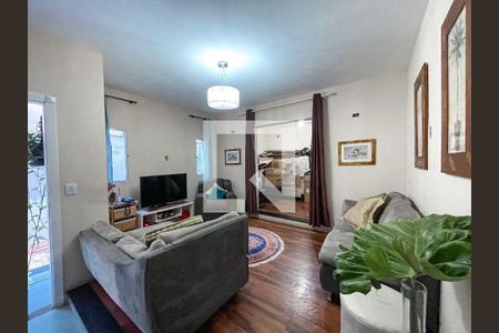 Casa à venda com 3 quartos, 140m² em Jardim Maria Tereza, Barueri