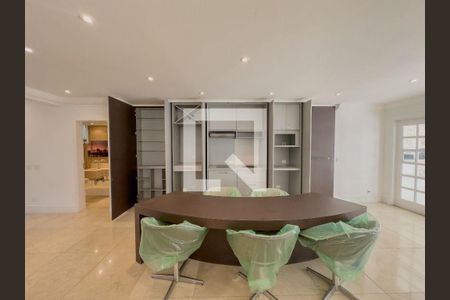 Casa de Condomínio à venda com 4 quartos, 550m² em Alphaville, Santana de Parnaíba