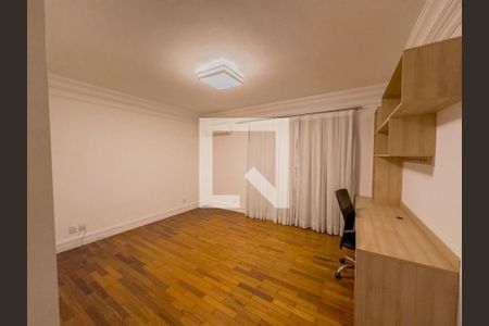 Casa de Condomínio à venda com 4 quartos, 550m² em Alphaville, Santana de Parnaíba