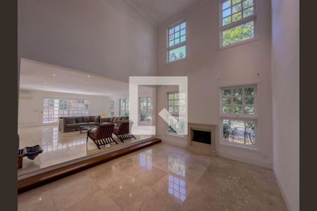 Casa de Condomínio à venda com 4 quartos, 550m² em Alphaville, Santana de Parnaíba