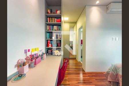 Casa à venda com 4 quartos, 350m² em Residencial Onze (Alphaville), Santana de Parnaíba