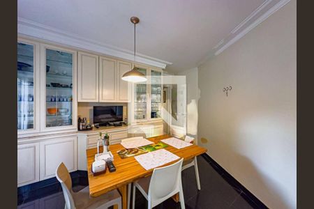 Casa à venda com 3 quartos, 390m² em Residencial Onze (Alphaville), Santana de Parnaíba