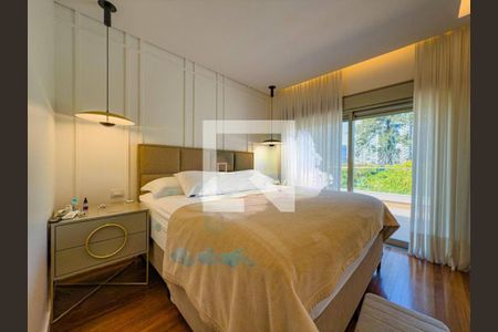 Casa à venda com 4 quartos, 414m² em Alphaville Conde II, Barueri