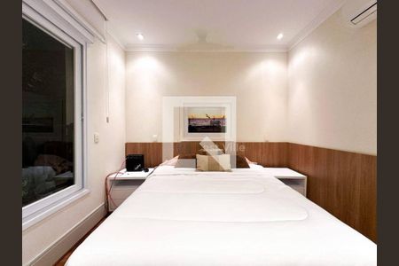 Casa à venda com 4 quartos, 420m² em Centro Comercial Jubran, Barueri