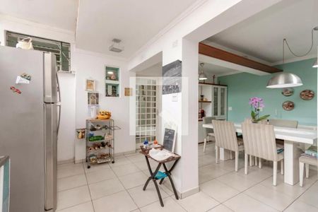 Foto 10 de casa à venda com 3 quartos, 199m² em Campo Belo, São Paulo