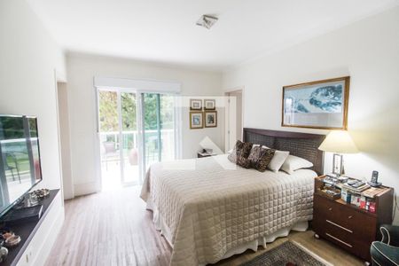 Suíte master de casa à venda com 4 quartos, 345m² em Residencial Nove (alphaville), Santana de Parnaíba