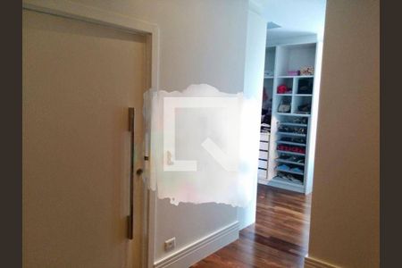 Casa à venda com 3 quartos, 345m² em Centro Comercial Jubran, Barueri