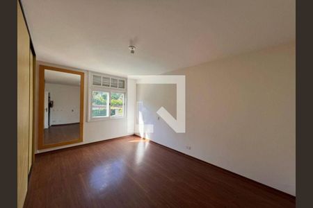 Casa à venda com 4 quartos, 620m² em Residencial Cinco (Alphaville), Santana de Parnaíba