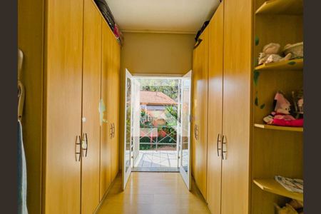 Casa à venda com 4 quartos, 450m² em Residencial Cinco (Alphaville), Santana de Parnaíba