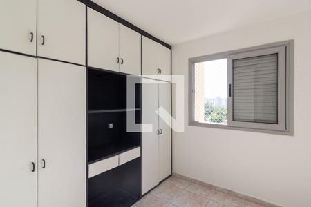 Quarto 1 de apartamento para alugar com 3 quartos, 69m² em Vila Sofia, São Paulo