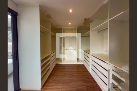 Casa à venda com 4 quartos, 345m² em Residencial Tres (Alphaville), Santana de Parnaíba