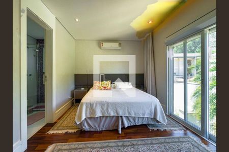 Casa à venda com 4 quartos, 700m² em Centro Comercial Jubran, Barueri