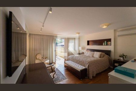 Casa à venda com 4 quartos, 610m² em Alphaville, Santana de Parnaíba