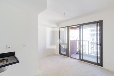 Sala/Quarto de kitnet/studio à venda com 1 quarto, 26m² em Cidade Monções, São Paulo