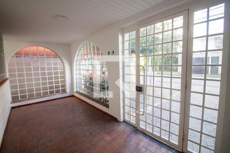 Hall de Entrada / Varanda de casa para alugar com 3 quartos, 400m² em Brooklin, São Paulo