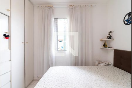 Suíte de casa à venda com 3 quartos, 100m² em Vila Hebe, São Paulo