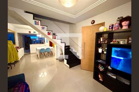 Sala de casa à venda com 3 quartos, 132m² em Macedo, Guarulhos