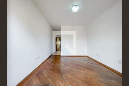 Suíte de casa para alugar com 3 quartos, 240m² em Presidente Altino, Osasco