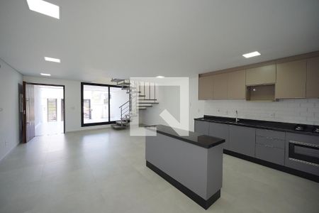 Sala - cozinha de casa para alugar com 3 quartos, 175m² em Lagoa da Conceição, Florianópolis