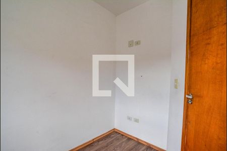 Quarto 2 de apartamento para alugar com 2 quartos, 42m² em Jardim Santo André, Santo André