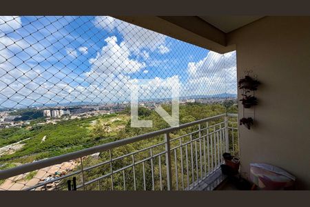 Apartamento para alugar com 2 quartos, 74m² em Conjunto Promorar Raposo Tavares, São Paulo