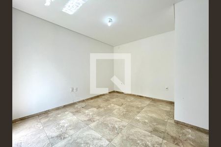 Sala de casa para alugar com 2 quartos, 120m² em Rio Tavares, Florianópolis