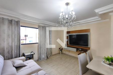 Sala de casa para alugar com 2 quartos, 81m² em Jardim Nova Europa, Campinas