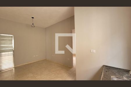 Casa de Condomínio para alugar com 1 quarto, 30m² em Vila Sao Roberto, Itaquaquecetuba