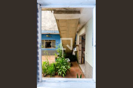 Suíte - Janela de casa para alugar com 1 quarto, 40m² em Parque Pan Americano, São Paulo