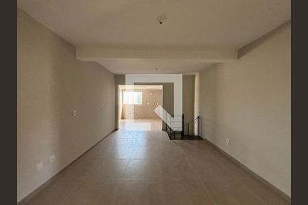 Casa para alugar com 4 quartos, 190m² em Ouro Branco, Novo Hamburgo