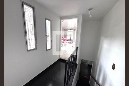 Corredor de casa à venda com 3 quartos, 248m² em Vila Santana, São Paulo