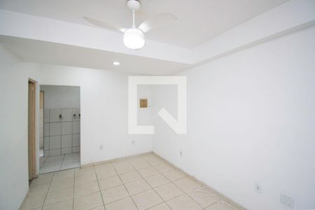 Sala de casa de condomínio para alugar com 2 quartos, 60m² em Irajá, Rio de Janeiro