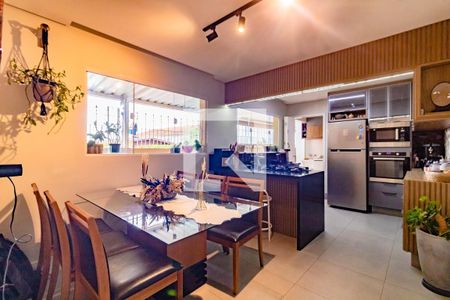 Casa à venda com 3 quartos, 125m² em Vila Campestre, São Paulo