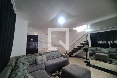 Sala de casa para alugar com 3 quartos, 110m² em Vila Industrial, São Paulo