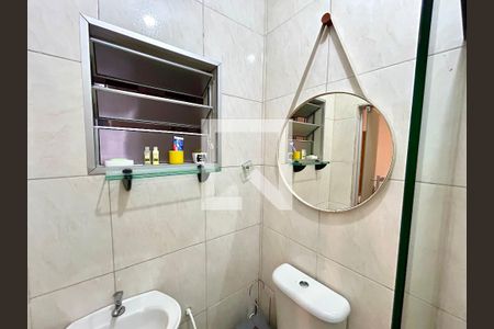 Banheiro de casa para alugar com 1 quarto, 60m² em Jardim Santa Mena, Guarulhos