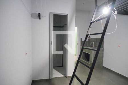 Sala_Quarto de kitnet/studio para alugar com 1 quarto, 30m² em Passo das Pedras, Porto Alegre