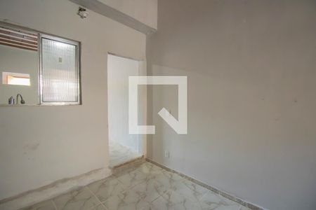 Quarto 1 de casa para alugar com 1 quarto, 38m² em Venda da Cruz, São Gonçalo