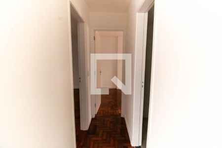 Corredor de apartamento para alugar com 2 quartos, 60m² em Santa Rosa, Niterói