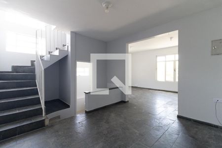 Sala de casa à venda com 3 quartos, 120m² em Parque Bristol, São Paulo