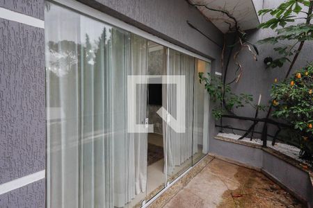 Varanda de casa à venda com 4 quartos, 280m² em Jardim Leonor Mendes de Barros, São Paulo