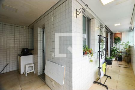 Área Privativa de apartamento à venda com 3 quartos, 126m² em Nova Floresta, Belo Horizonte