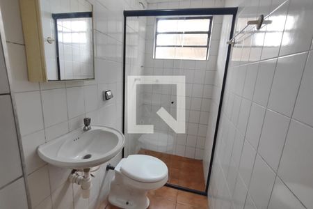 Banheiro de casa para alugar com 1 quarto, 30m² em Vila Palmares, São Caetano do Sul