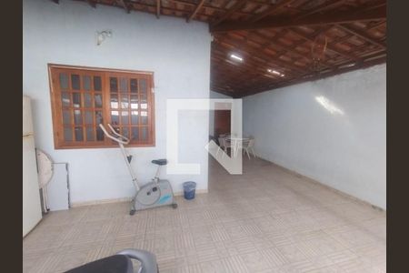Foto 05 de casa à venda com 3 quartos, 80m² em Lúcio de Abreu, Contagem