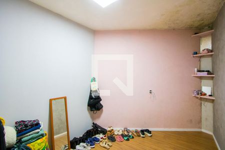 Quarto 2 de casa à venda com 4 quartos, 222m² em Jardim Ocara, Santo André