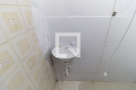 Banheiro de kitnet/studio para alugar com 1 quarto, 26m² em Sacomã, São Paulo